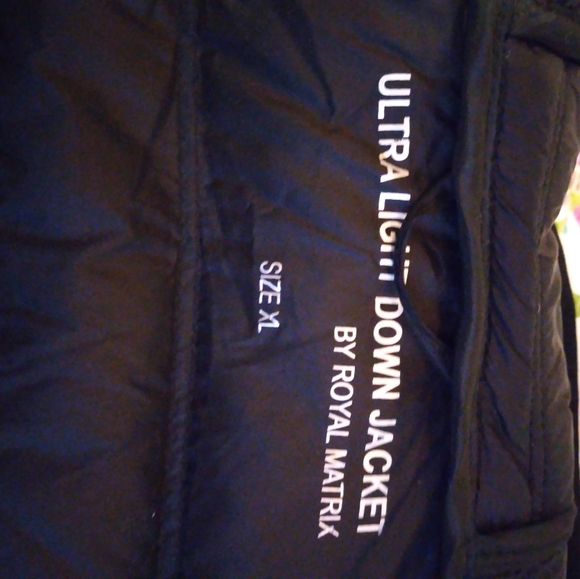 Black bubble jacket - Picture 2 of 2